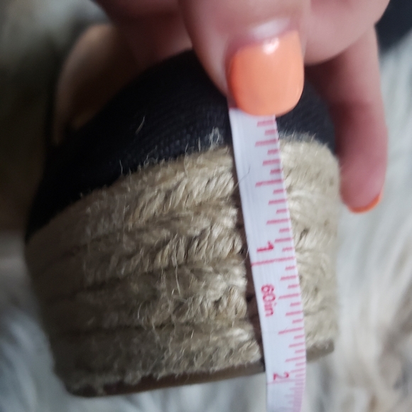 Steve Madden Marryy Pump - Picture 7 of 8